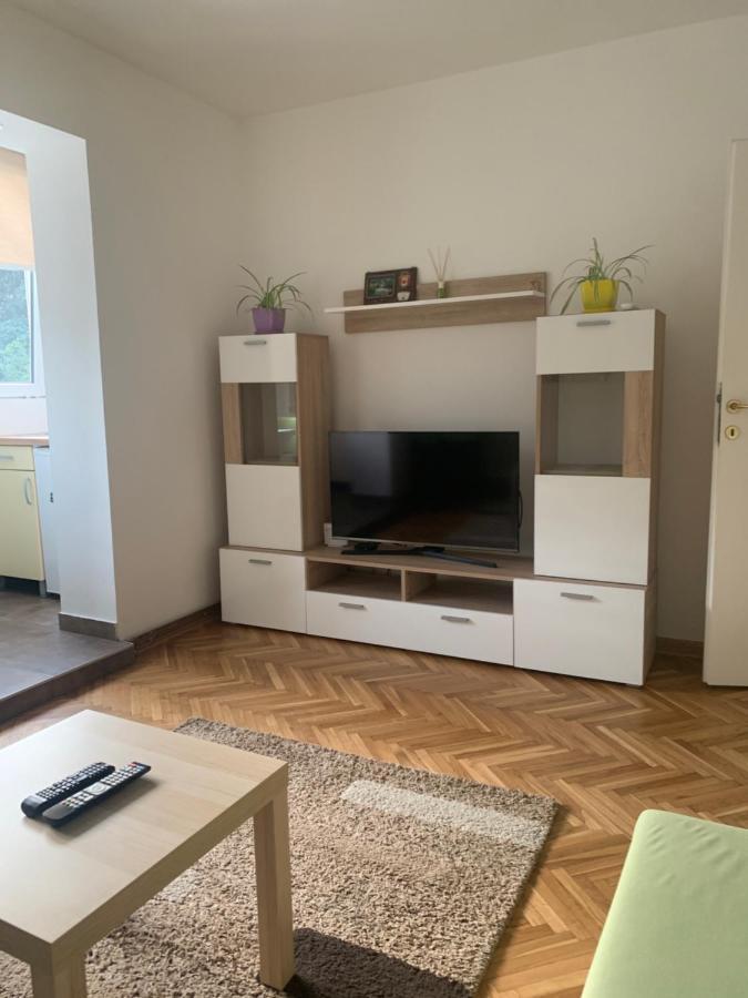 Apartman Fuerte 2 Belgrado Buitenkant foto
